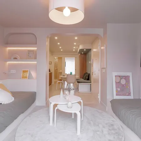 Alma Florian 4 People With Terrace