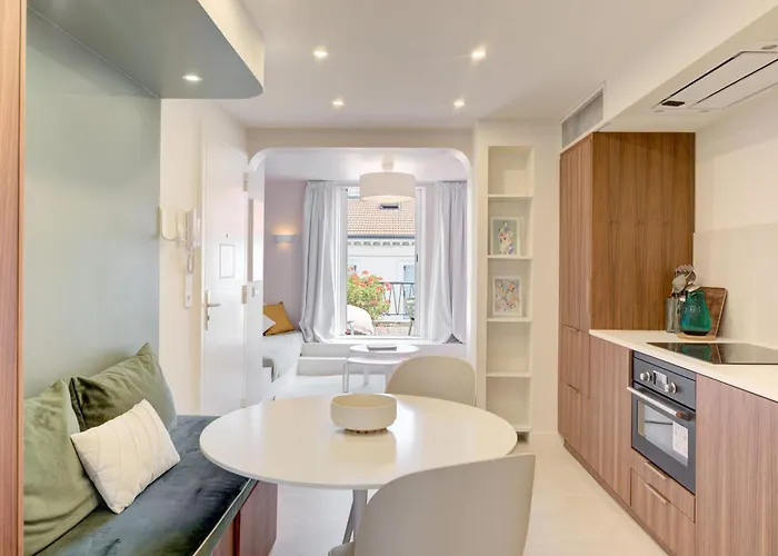 Alma Florian 4 People With Terrace Cannes