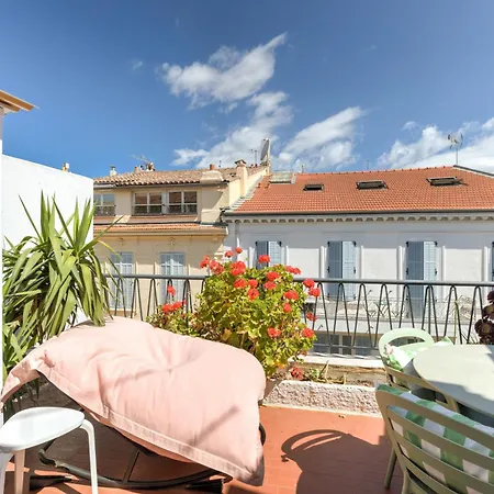 شقة Alma Florian 4 People With Terrace *