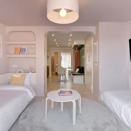 Daire Alma Florian 4 People With Terrace *